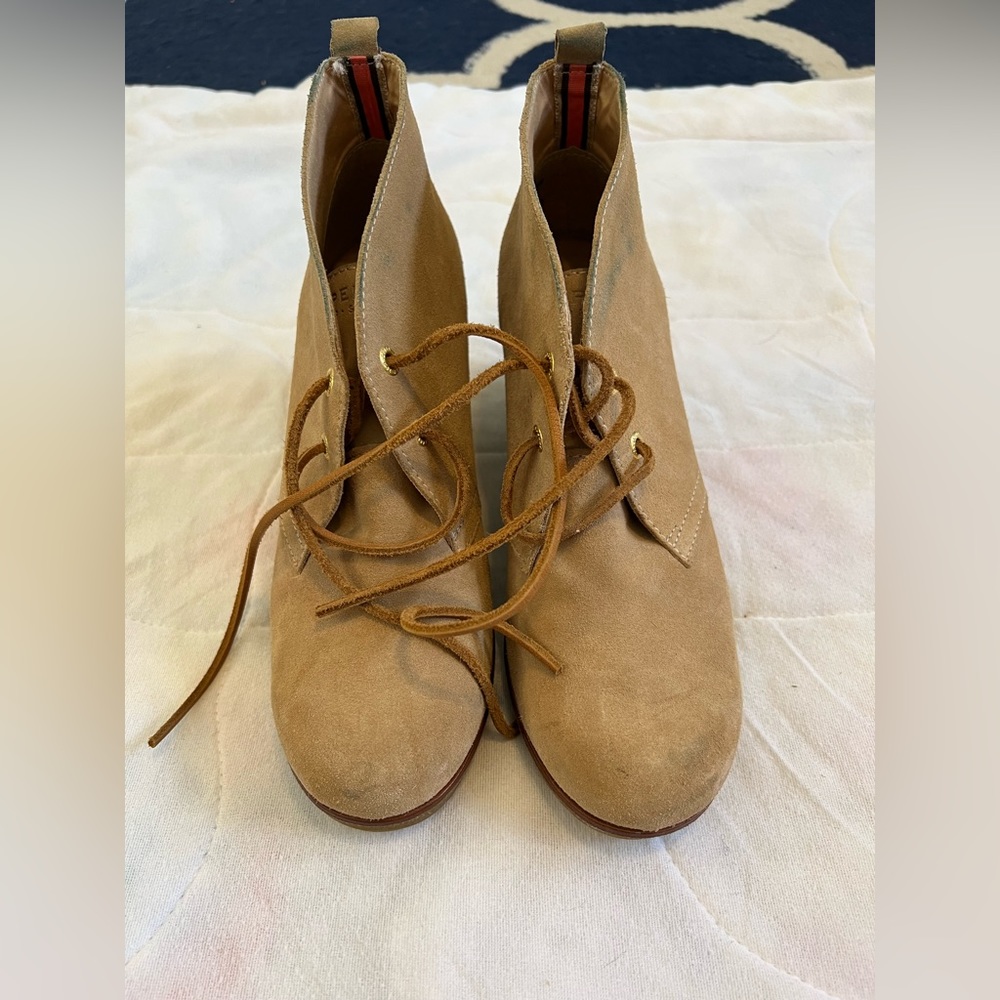 Women’s booties